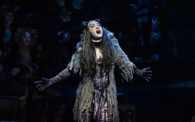 百老汇经典音乐剧《猫》上海完美收官!期待下一站与您继续相约难忘回忆!