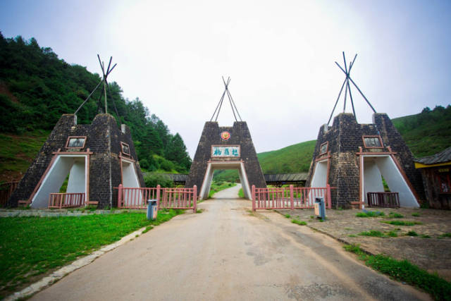 格萨拉生态旅游景区