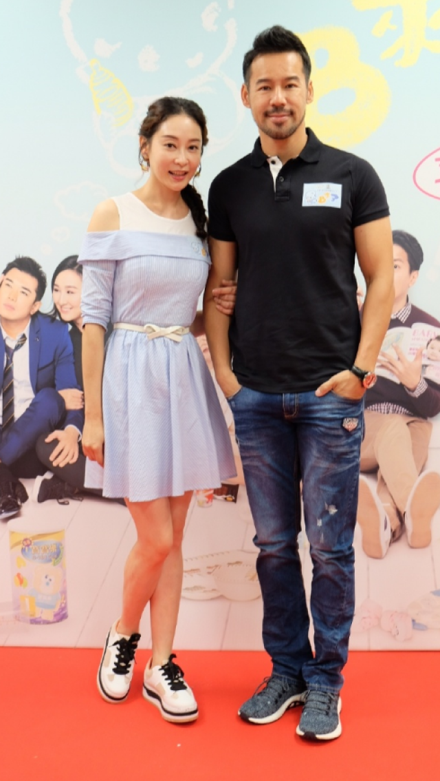 谁说后妈就比较坏,杨卓娜的一视同仁,让2个女儿大赞爸爸娶对了