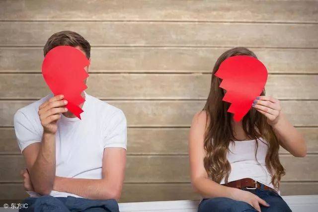 夫妻有这6种现象可称为"垃圾婚姻",不如单身.