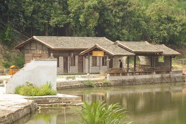 东溪农场独具乡村韵味的民俗稻房,生态竹屋