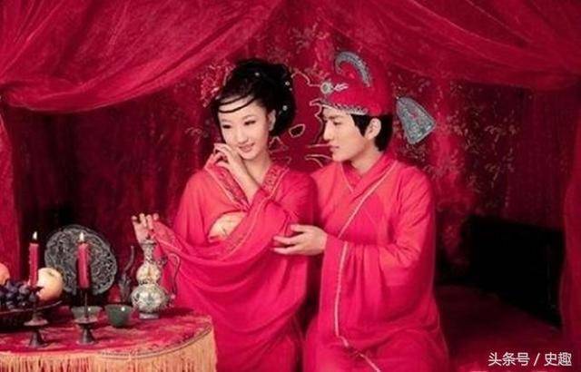 明神宗很宠爱寿宁公主,便于万历三十七年二月下嫁有才有
