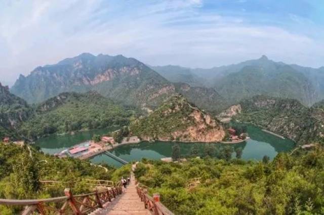 房山| 入住【霞云岭金水湖山水人家】湖光山色,铁索桥