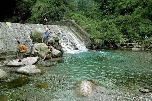 成都周边12个避暑圣地,耍水漂流还能看萤火虫!