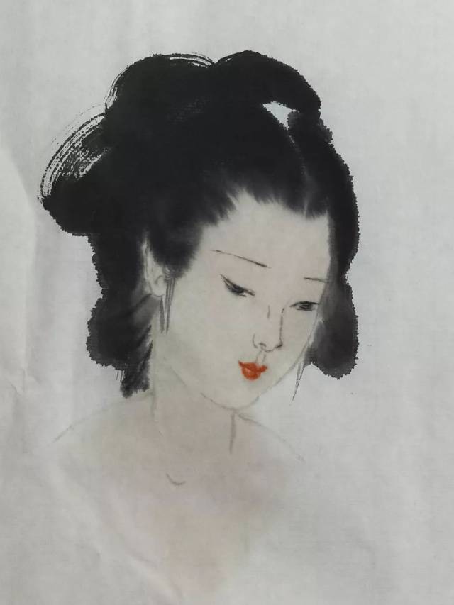 顾老师给大家示范仕女的画法,正式画之前,顾老师详细讲解画仕女的规律