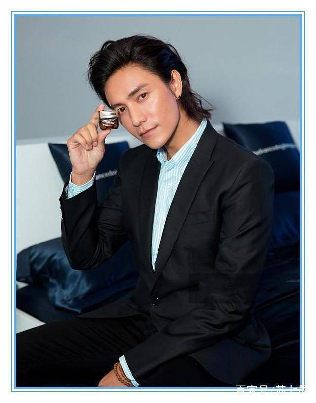 陈坤的机场照,和活动照判若两人,网友:这不是一个人吧