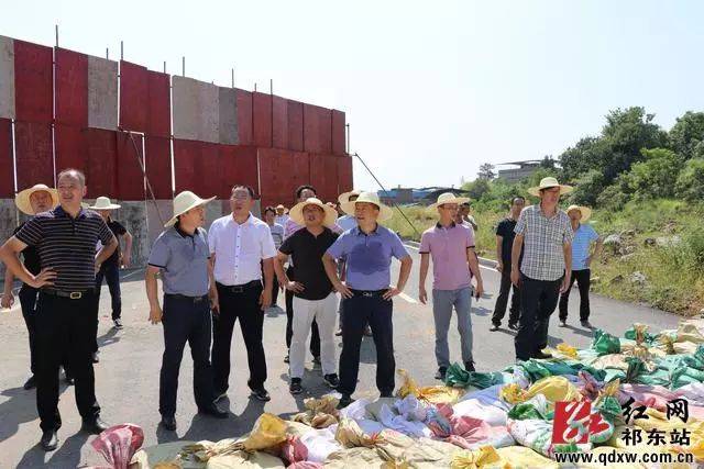 杜登峰要求,圣云大道只能全线拉通,绝对不能半途而废;圣云大道只能