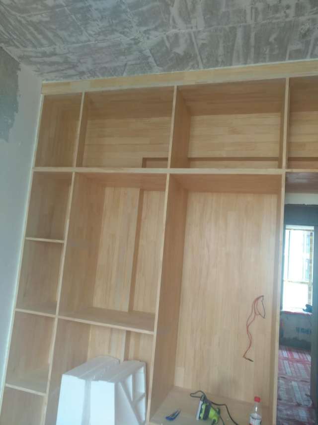 襄阳装修师傅,木匠张辉现场打衣柜