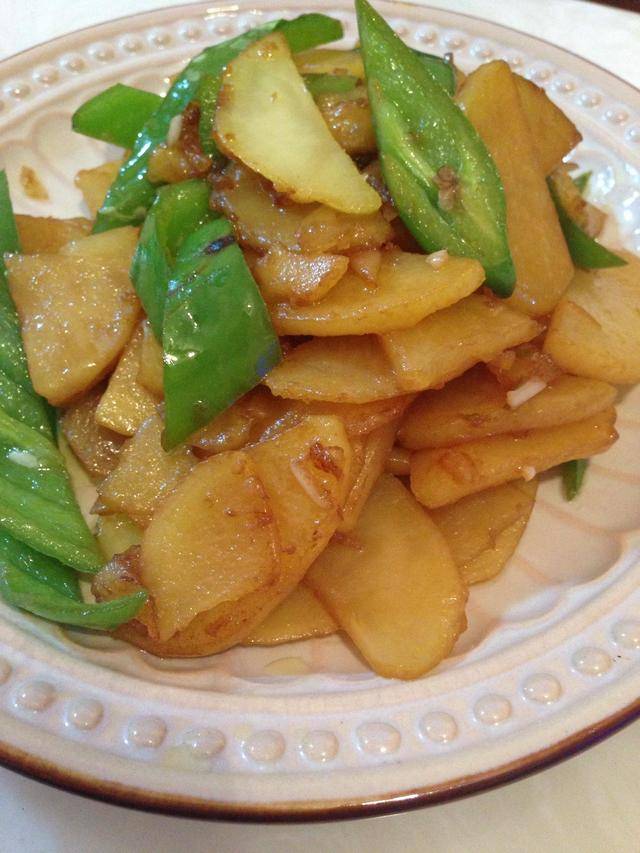 家常炒土豆片