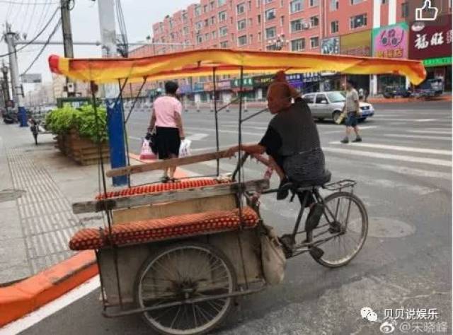 宋晓峰回老家了,为啥见到"倒骑驴"那么亲?