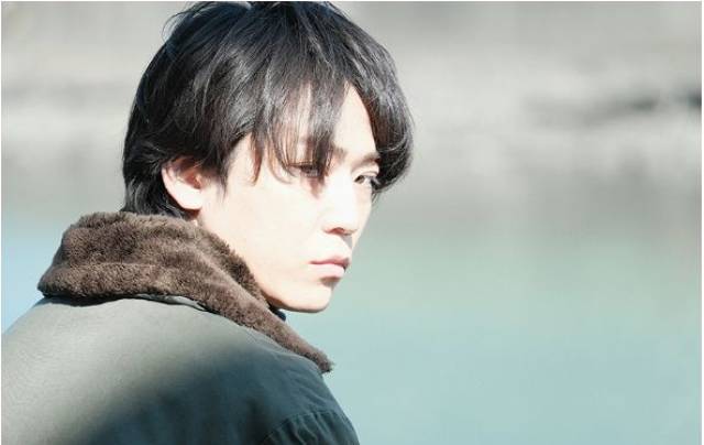 めて公开 | 龟梨和也主演电视剧《东野圭吾 信》