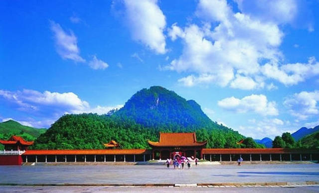 舜帝陵,"华夏第一古陵".