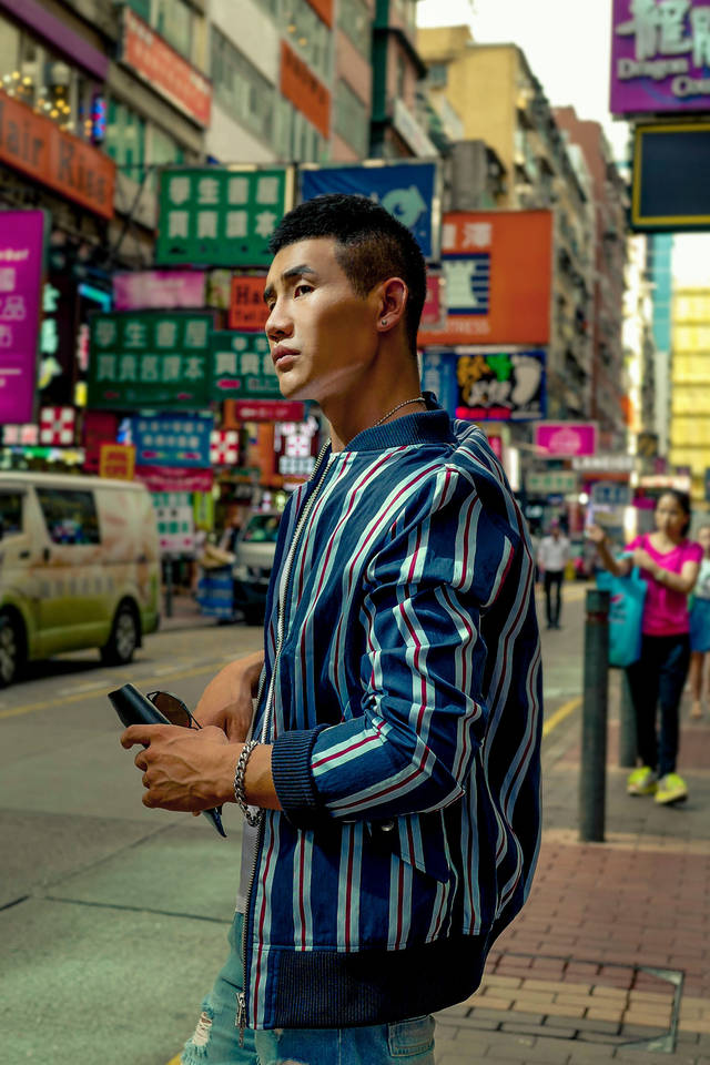 谢孟伟时尚大片大展阳刚雅痞 多重风格随意切