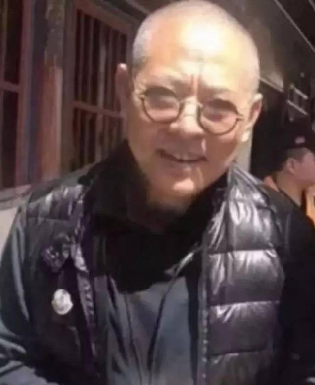 相比于同龄的甄子丹,李连杰都变成了爷爷辈的.