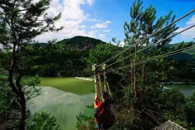 高空溜索