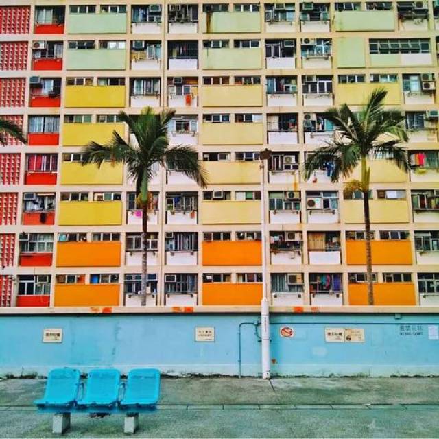 拍照香港网红存在地的美女,它应该作为于不少攻略的v美女攻略里.快穿女配之完游客配鼻祖男主男配图片