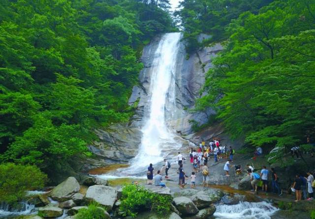 畅游天堂寨、白马大峡谷二日游