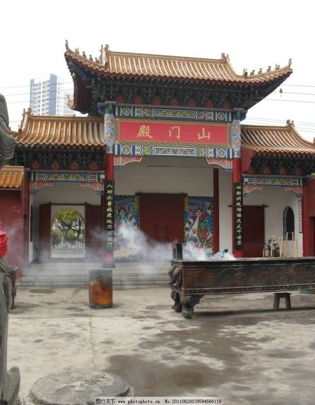 佛教寺庙的佛像布置