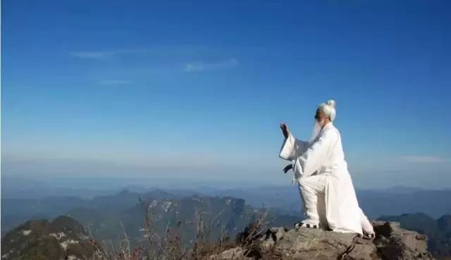 打拳怎么做到气沉丹田?照着这个练就对了,可强身祛病,延年益寿