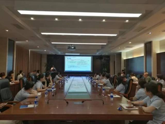 【动态】坚持从严落实中央八项规定精神,办公室在行动
