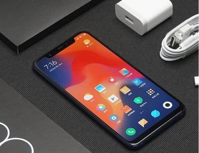 手机屏幕知识点在这里!LCD、OLED和Super A