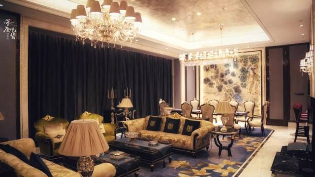 【奢享 | 探秘】在柳州五星级总统套房里花了2万8的完美七夕,蜜房甜得