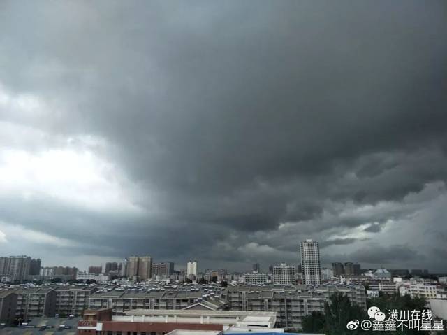 暴风雨来临前