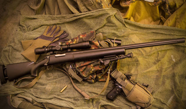 刺激战场:战神段位也有挂?扶队友时自动隐身!