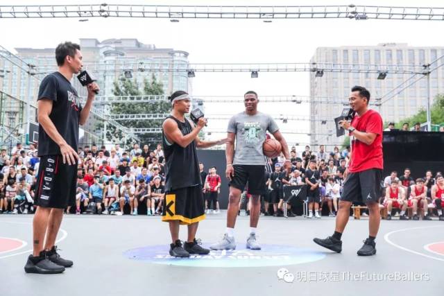 值得一提的是,张祎逊曾参加上个月的jordan nba 5v5北京预选赛,赛后