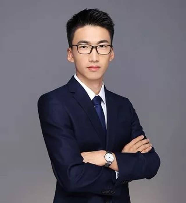 李超  