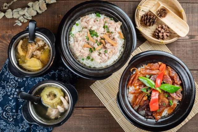 (豉汁排骨饭/香菇滑鸡饭/窝蛋牛肉饭/金牌腊味饭/头菜肉饼饭 可任选