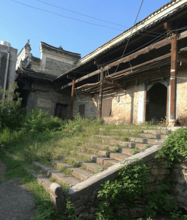 涟源市科技扶贫专家服务团团长解读斗笠山镇湘军古宅文化