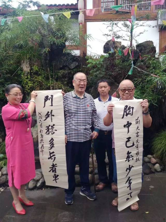 "怪人"蒯大富:不接受鲁豫采访,却愿意到街子与友人一叙