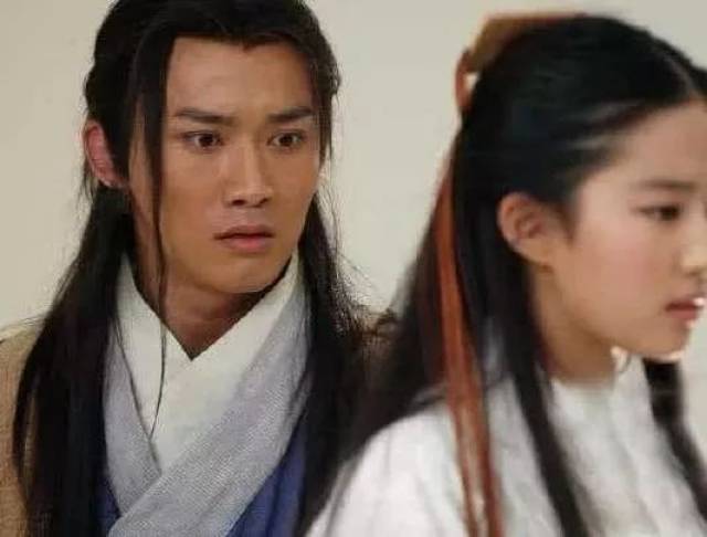 劈腿阿娇,跟谢娜恋爱,还跟胡可刘芸有一腿!原来