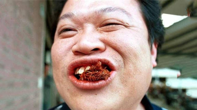 每天嚼5包槟榔,连续吃10年,身体到底会发生什么变化?