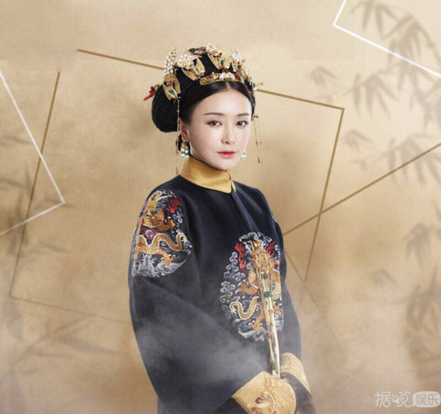 富察皇后跳楼前花絮曝光,隔着屏幕都能感受到她的兴奋