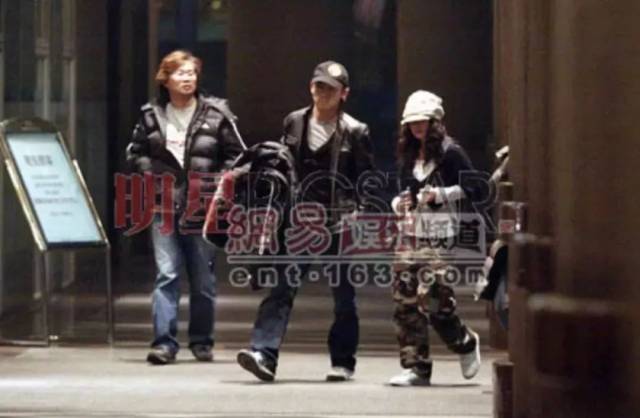 劈腿阿娇,跟谢娜恋爱,还跟胡可刘芸有一腿!原来