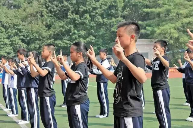 怎样才能当上大学体育老师 7be2368abfac497687fbcb03e054927a.jpeg