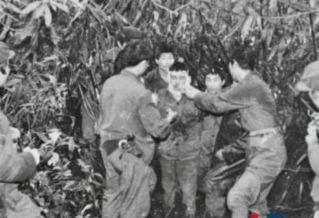 中越战争秘密战解放军侦察兵抓捕越南特工全过程
