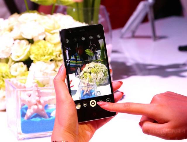 “王者荣耀”高帧率“吃鸡”无压力!2018 年最值得买的五款千元