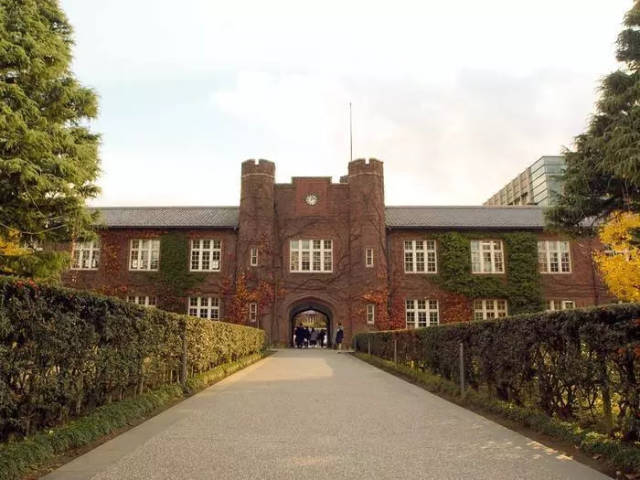 盘点日本著名大学地标性建筑,真的随处是风景!