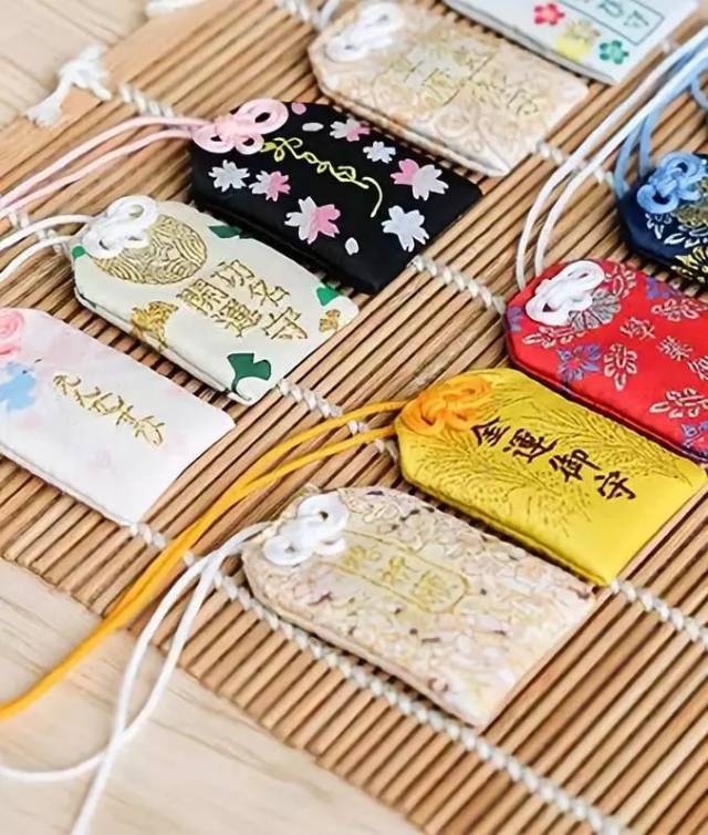 日本御守祈福指南，送给365天都水逆的你