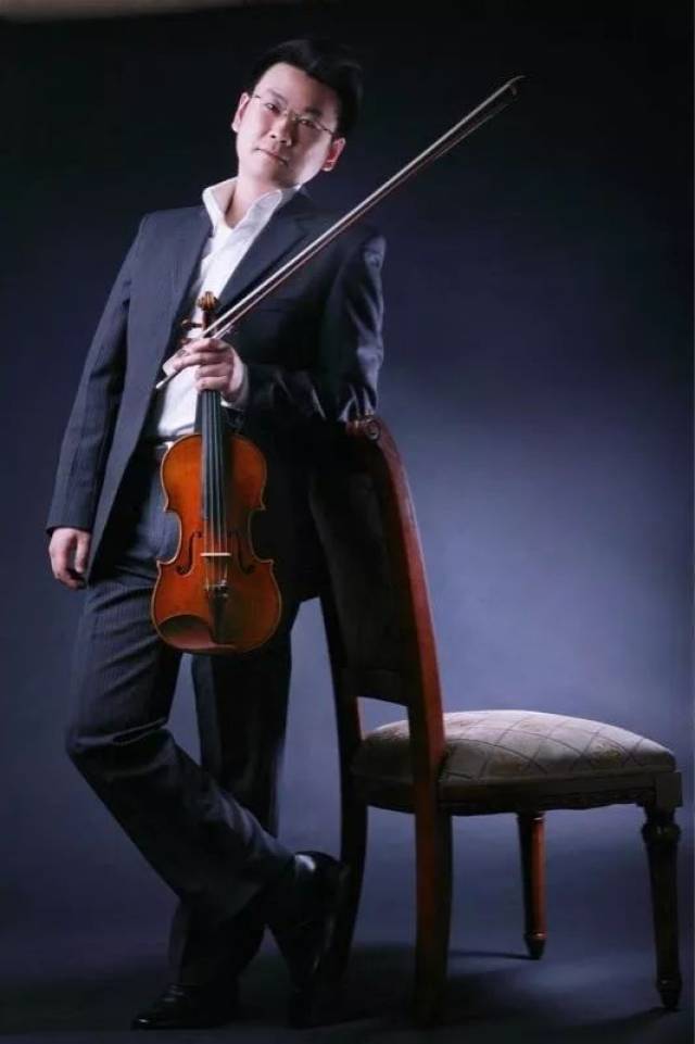下面为大家介绍演奏家 著名小提琴演奏家 曾诚 小提琴 曾诚,著名小