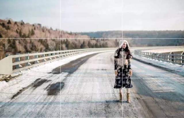 记住这几个构图让你把美女拍的更完美