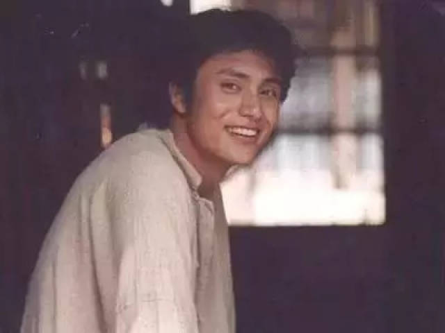 全集最开始打开知名度的电视剧,有所是2000年的《像雾像雨又像风》里应该老观看依电视剧陈坤42图片