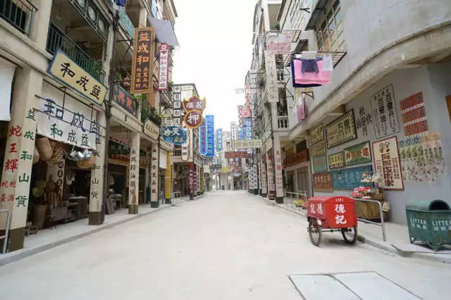 香港,广州,苏州…… 香港街开始是为了配合拍摄