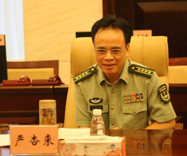 委员慰问驻港部队 畅叙军民鱼水情深丨全国政协委员