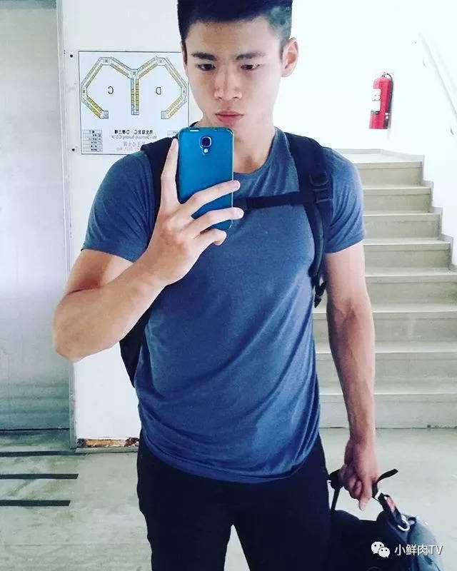 帅锅|带我飞吧,我的健身教练!