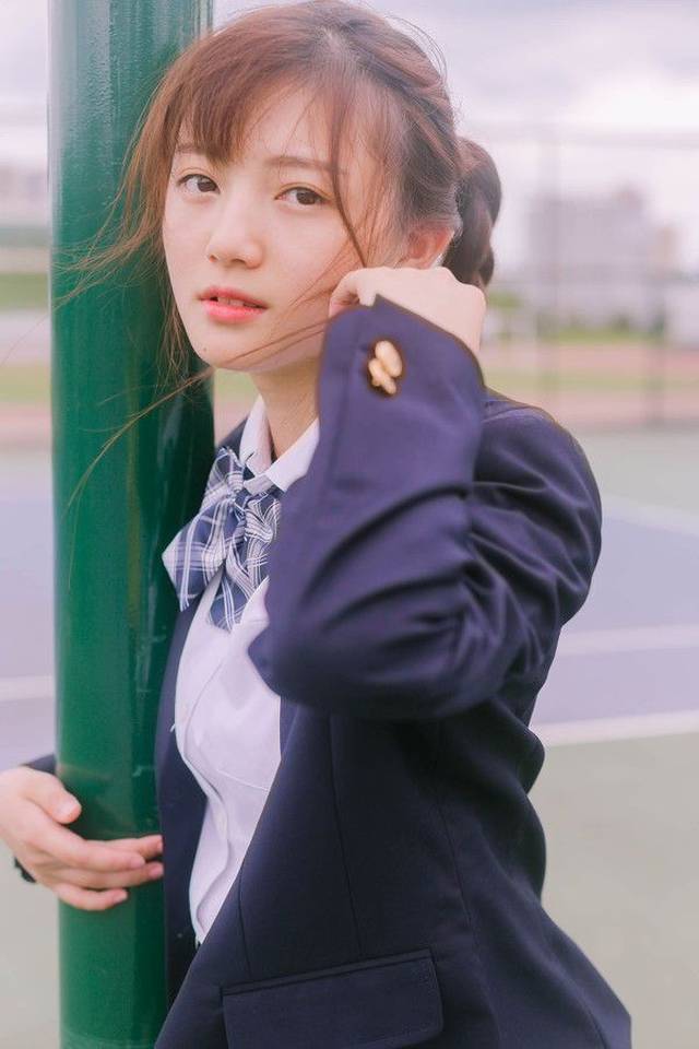 撩衣服
