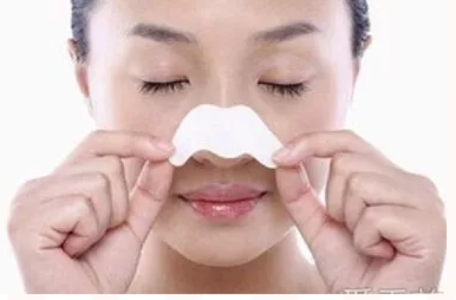 黑头粉刺能挤吗?